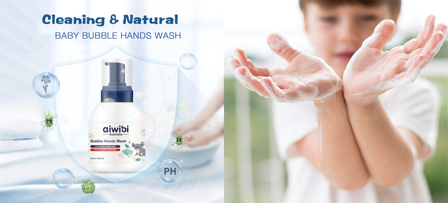 Здоровое и освежающее средство для мытья рук с антибактериальными пузырьками.
